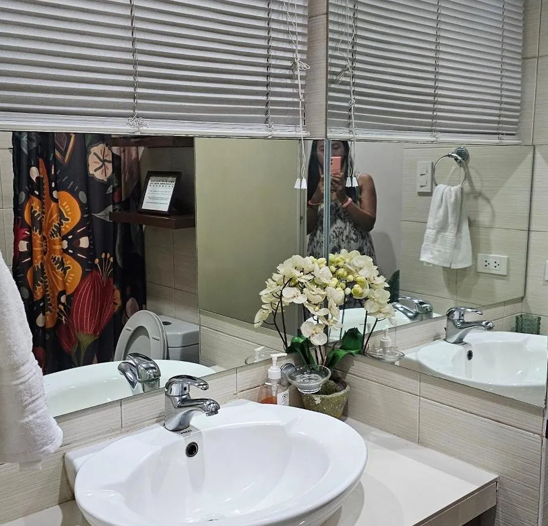 Cozy Corner Apartment Manila 0*,  Philippines